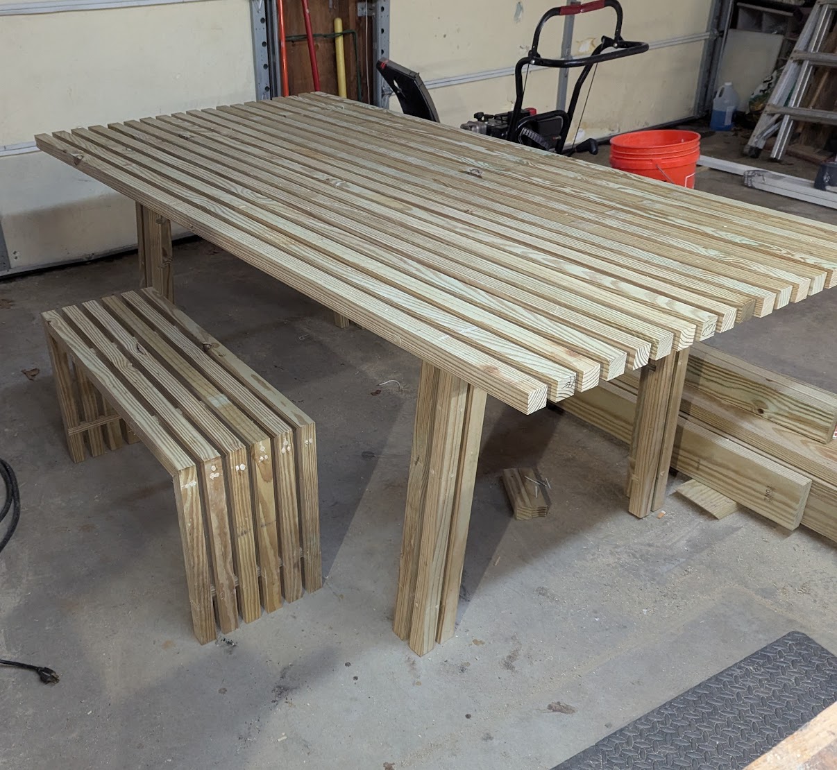 Slatted outdoor dining table & bench